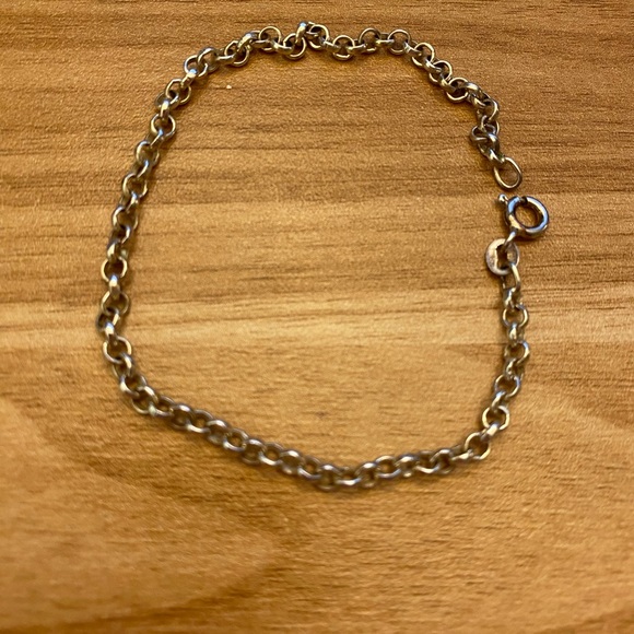 Three vintage Sterling silver bracelets, one Celtic, two marked Italy - Picture 13 of 14